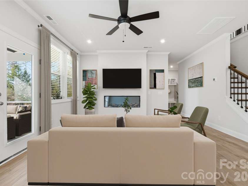 6420 Ludell Lane, Charlotte, NC 28215.  MLS# CAR4385348, YatesRealty ID 24380. Example Photo