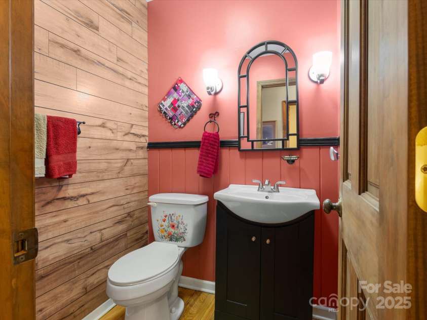 2981 Heath Peak Road, Waynesville, NC 28785.  MLS# CAR4266854, YatesRealty ID 24381. 1/2 bathroom o nthe main floor