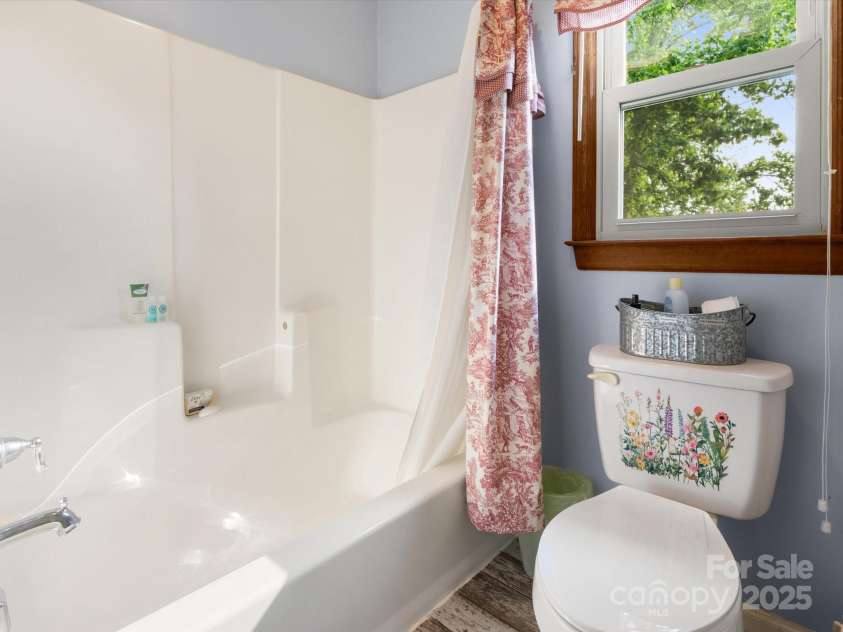 2981 Heath Peak Road, Waynesville, NC 28785.  MLS# CAR4266854, YatesRealty ID 24381. Even a window!