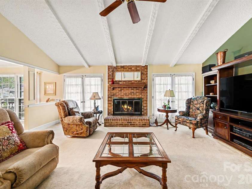 5523 Beaver Dam Lane, Mint Hill, NC 28227.  MLS# CAR4384017, YatesRealty ID 24382. 