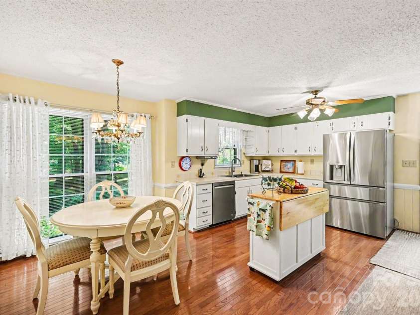 5523 Beaver Dam Lane, Mint Hill, NC 28227.  MLS# CAR4384017, YatesRealty ID 24382. 