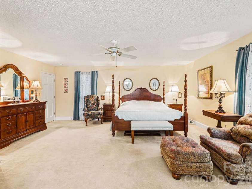 5523 Beaver Dam Lane, Mint Hill, NC 28227.  MLS# CAR4384017, YatesRealty ID 24382. 