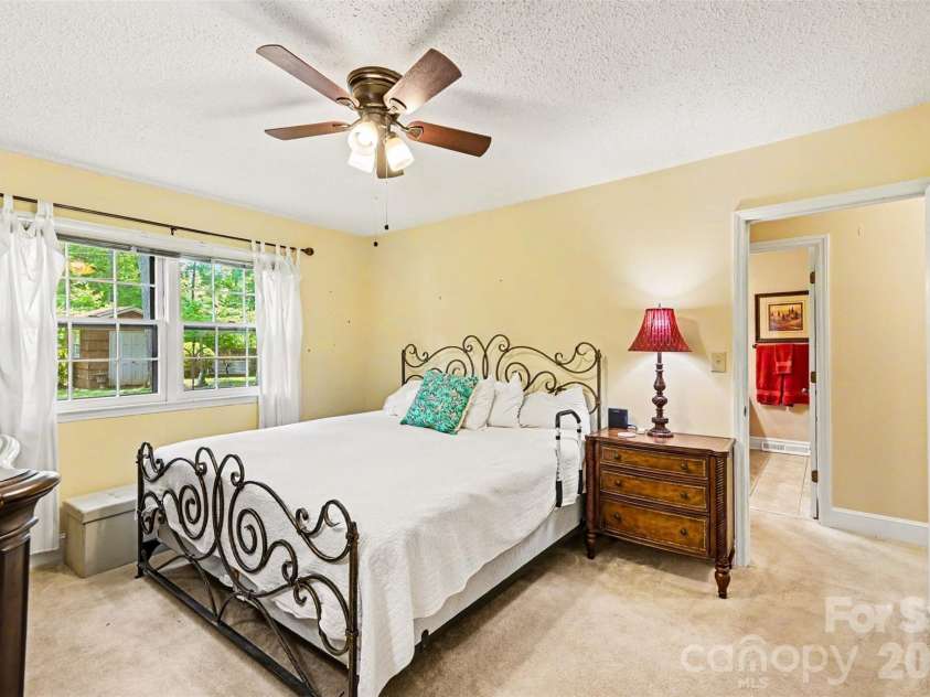 5523 Beaver Dam Lane, Mint Hill, NC 28227.  MLS# CAR4384017, YatesRealty ID 24382. 