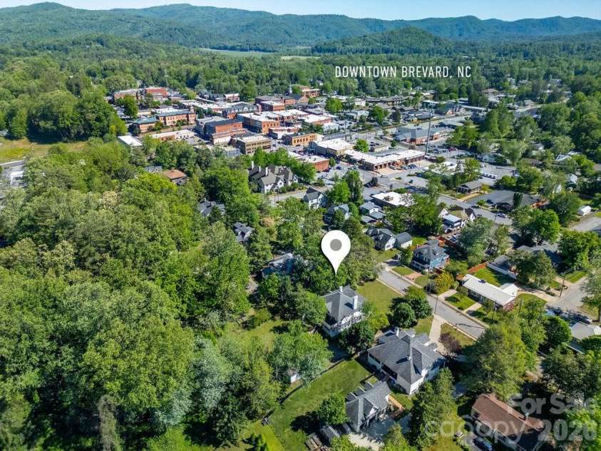 208 Probart Street, Brevard, NC 28712.  MLS# CAR4384508, YatesRealty ID 24387. 