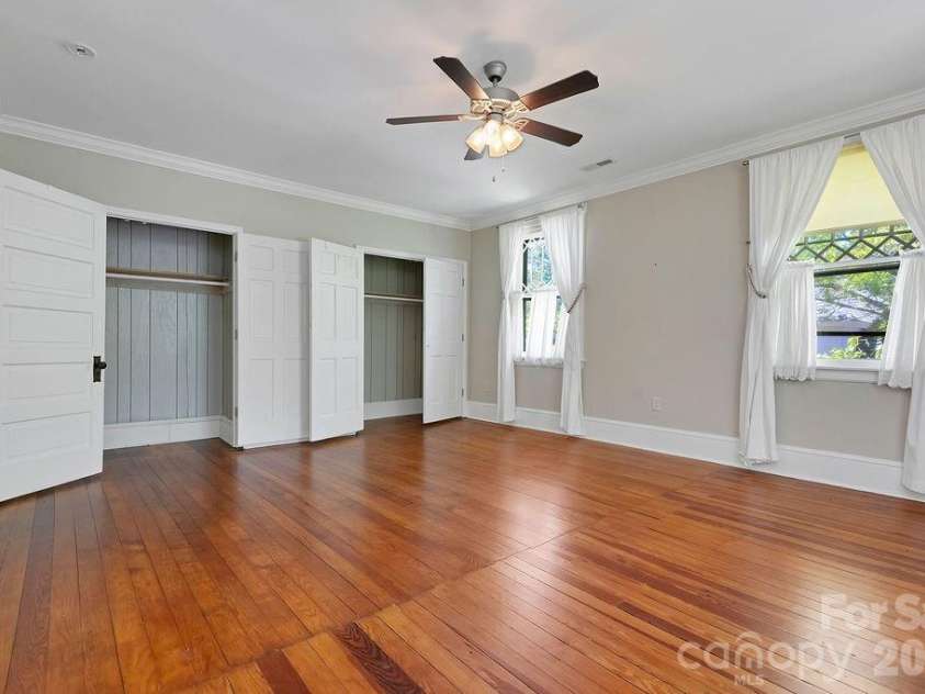 208 Probart Street, Brevard, NC 28712.  MLS# CAR4384508, YatesRealty ID 24387. 