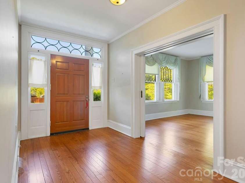 208 Probart Street, Brevard, NC 28712.  MLS# CAR4420594, YatesRealty ID 24387. 