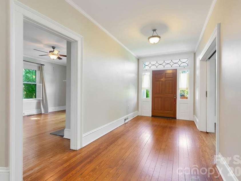 208 Probart Street, Brevard, NC 28712.  MLS# CAR4420594, YatesRealty ID 24387. 