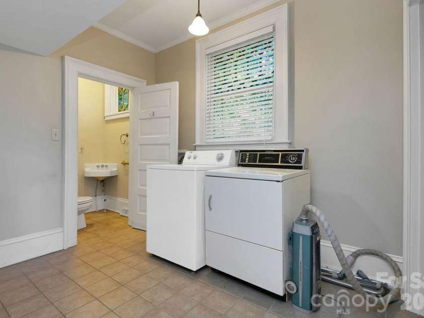 208 Probart Street, Brevard, NC 28712.  MLS# CAR4420594, YatesRealty ID 24387. 