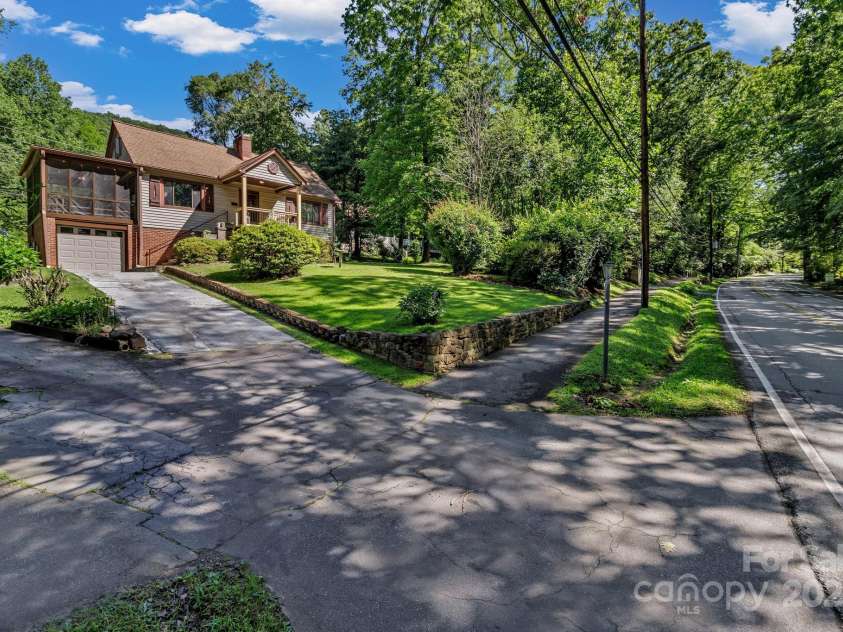 111 Assembly Drive, Montreat, NC 28757.  MLS# CAR4271152, YatesRealty ID 24388. 