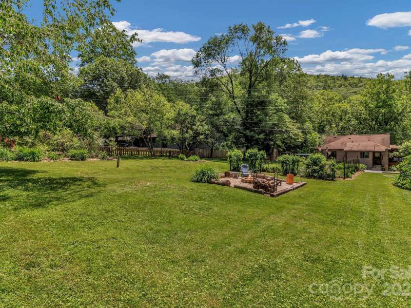 111 Assembly Drive, Montreat, NC 28757.  MLS# CAR4271152, YatesRealty ID 24388. 