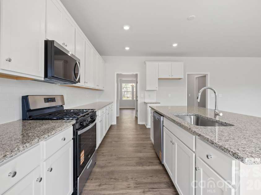 426 Brick House Road, York, SC 29745.  MLS# CAR4385372, YatesRealty ID 24388. 