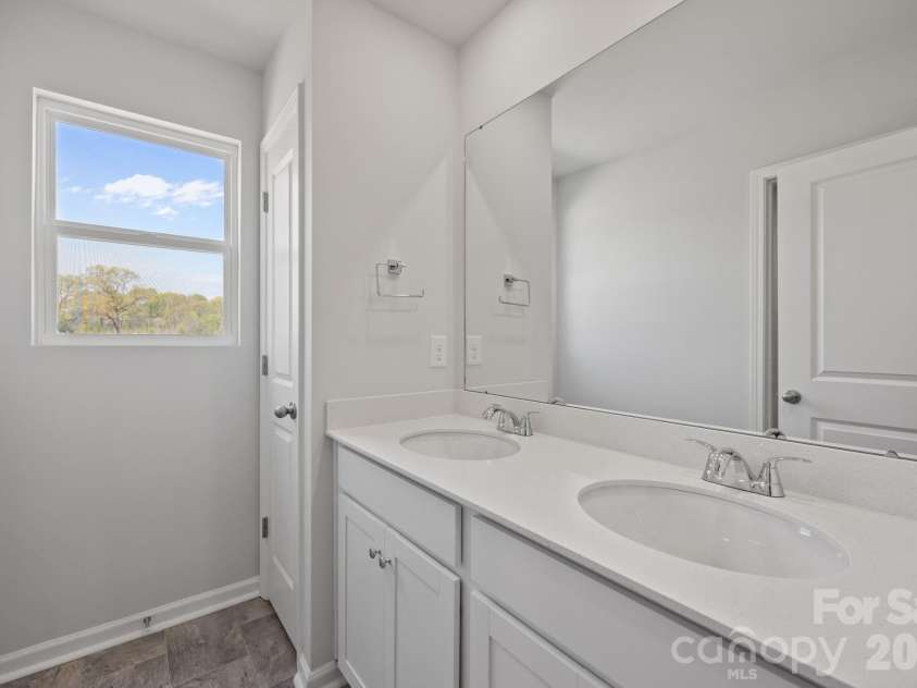 426 Brick House Road, York, SC 29745.  MLS# CAR4385372, YatesRealty ID 24388. 