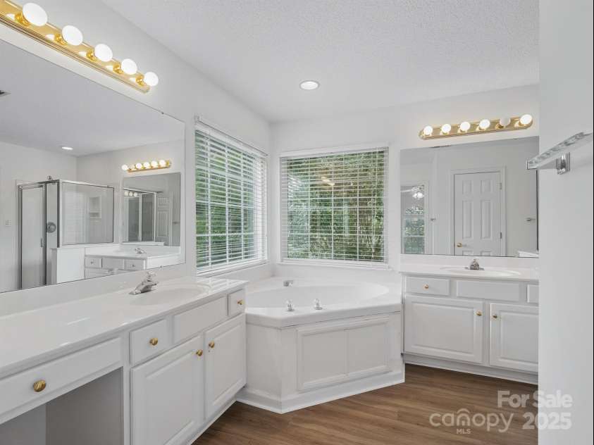 12317 Panthersville Drive, Charlotte, NC 28269.  MLS# CAR4255079, YatesRealty ID 24389. 