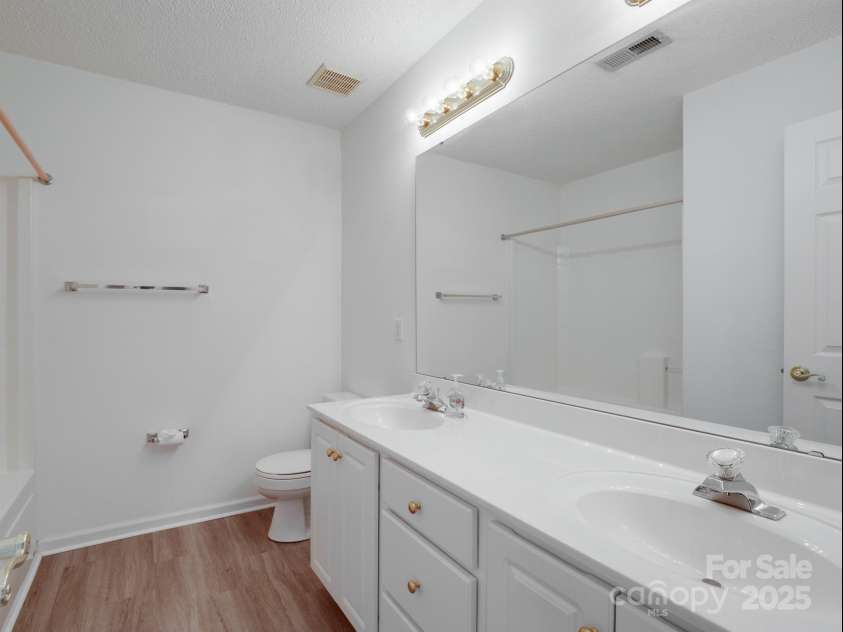12317 Panthersville Drive, Charlotte, NC 28269.  MLS# CAR4255079, YatesRealty ID 24389. 