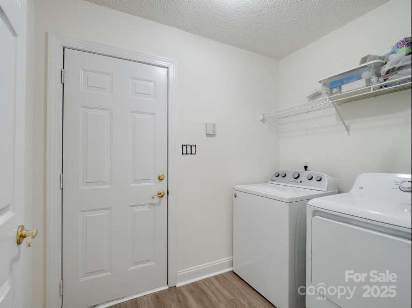 12317 Panthersville Drive, Charlotte, NC 28269.  MLS# CAR4255079, YatesRealty ID 24389. 