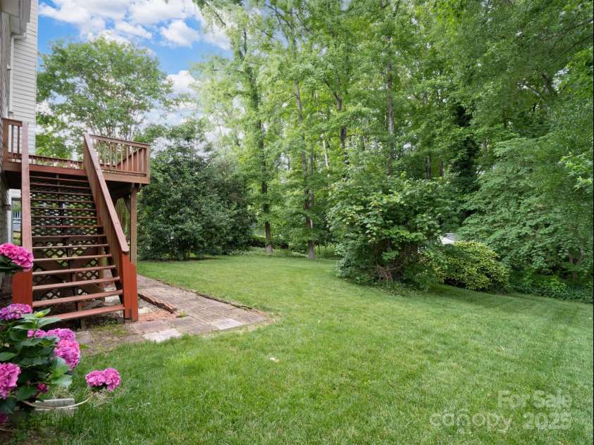 12317 Panthersville Drive, Charlotte, NC 28269.  MLS# CAR4255079, YatesRealty ID 24389. 