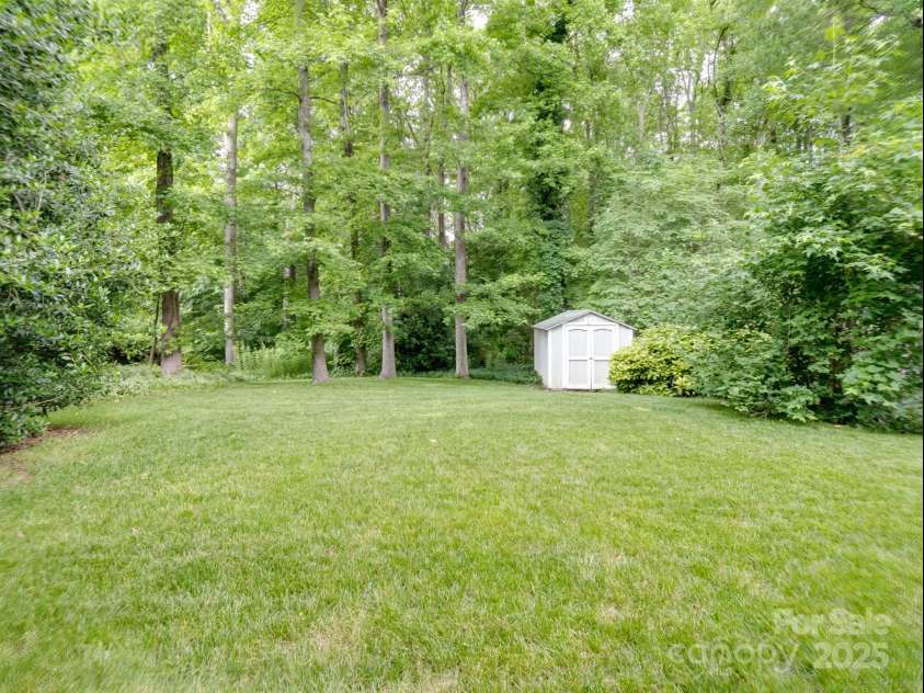 12317 Panthersville Drive, Charlotte, NC 28269.  MLS# CAR4255079, YatesRealty ID 24389. 