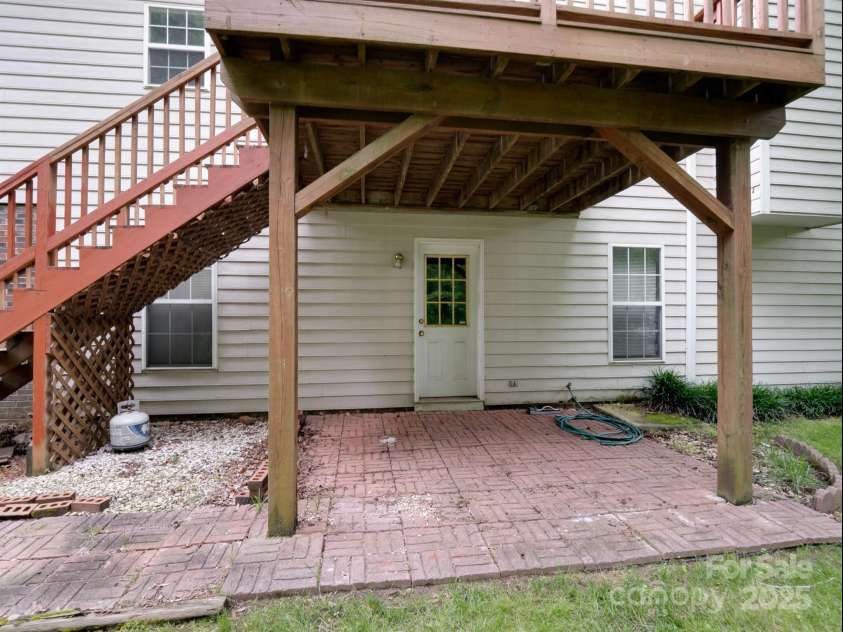 12317 Panthersville Drive, Charlotte, NC 28269.  MLS# CAR4255079, YatesRealty ID 24389. 
