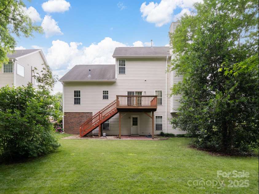 12317 Panthersville Drive, Charlotte, NC 28269.  MLS# CAR4255079, YatesRealty ID 24389. 