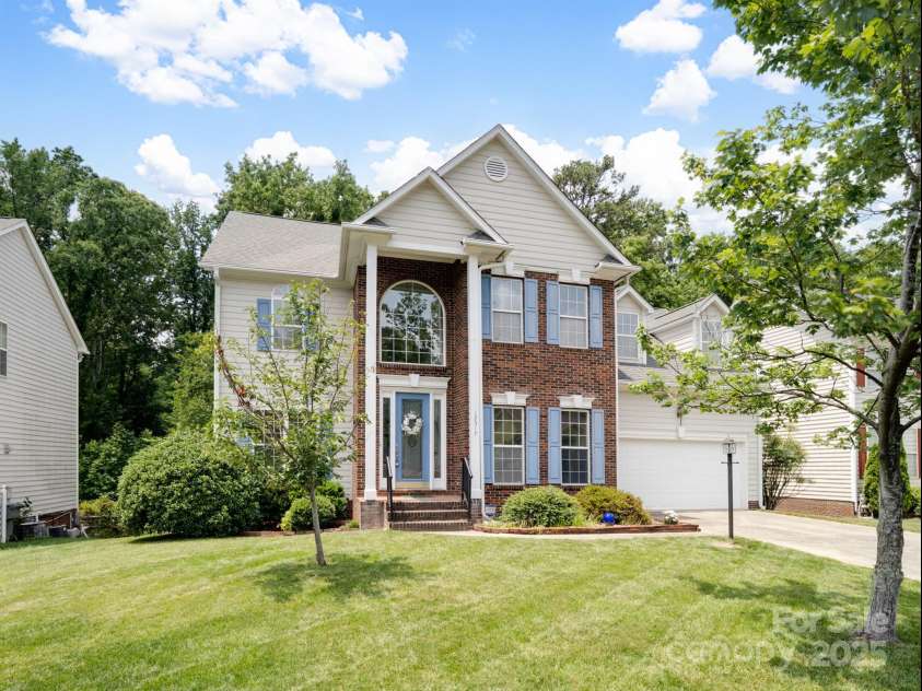 12317 Panthersville Drive, Charlotte, NC 28269.  MLS# CAR4255079, YatesRealty ID 24389. 