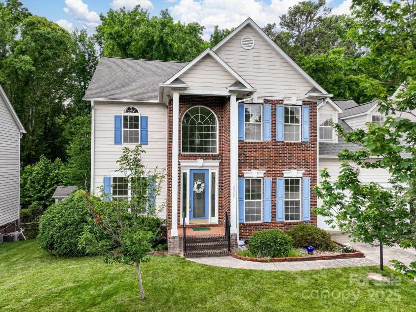 12317 Panthersville Drive, Charlotte, NC 28269.  MLS# CAR4255079, YatesRealty ID 24389. 