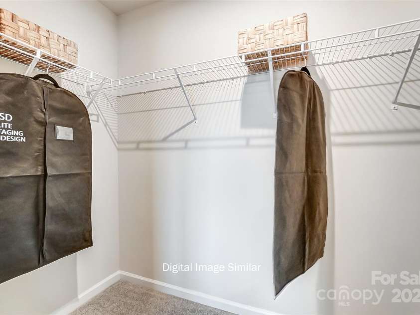 7509 Hodges Meadow Lane, Charlotte, NC 28213.  MLS# CAR4328421, YatesRealty ID 2439. 