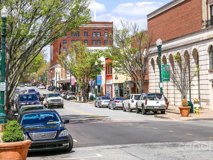 169 Freeze Avenue, Concord, NC 28025.  MLS# CAR4254472, YatesRealty ID 24392. Beautiful downtown Concord in minutes with walking, restaurants & shoppping.