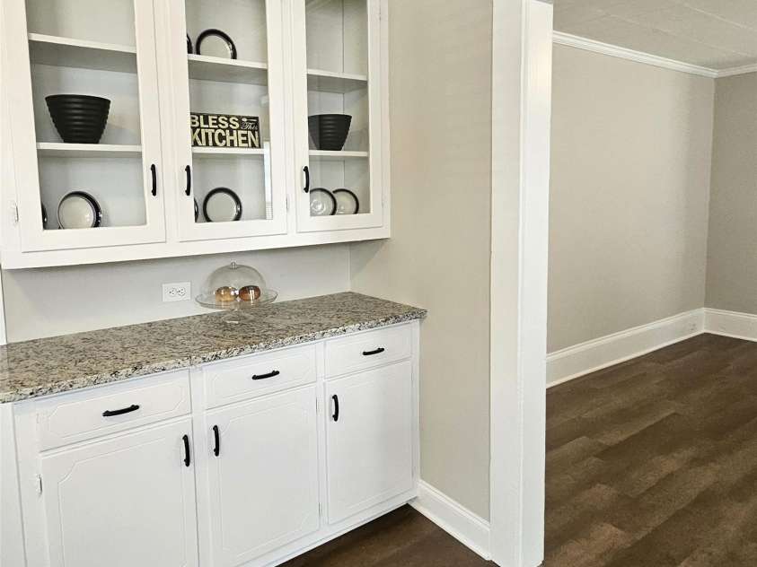 169 Freeze Avenue, Concord, NC 28025.  MLS# CAR4254472, YatesRealty ID 24392. Large Coffee Bar in Kitchen.