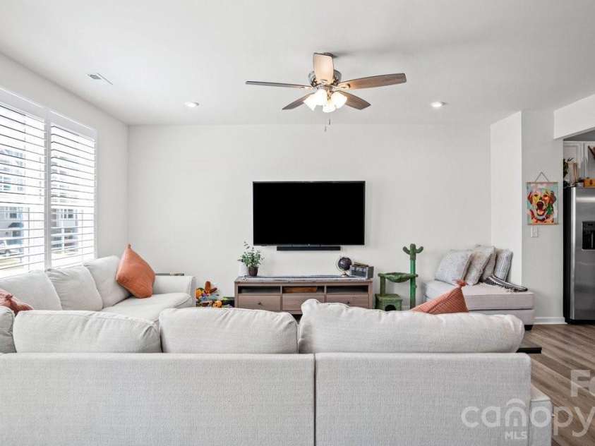2607 Grantham Place Drive, Fort Mill, SC 29715.  MLS# CAR4380219, YatesRealty ID 24392. Living Room