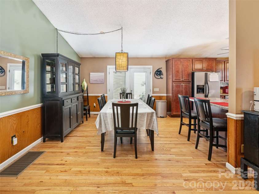 282 Sourwood Drive, Spruce Pine, NC 28777.  MLS# CAR4379946, YatesRealty ID 24393. 