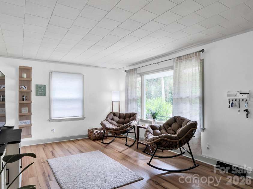 840 Jackson Street, Gastonia, NC 28052.  MLS# CAR4376820, YatesRealty ID 24394. 