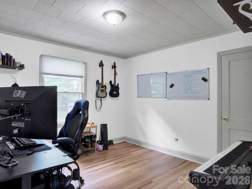 840 Jackson Street, Gastonia, NC 28052.  MLS# CAR4376820, YatesRealty ID 24394. 