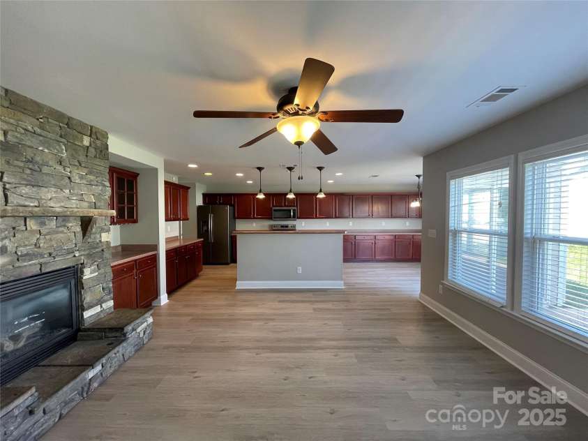 107 Ameena Chase Trail, Mooresville, NC 28117.  MLS# CAR4272188, YatesRealty ID 24396. 