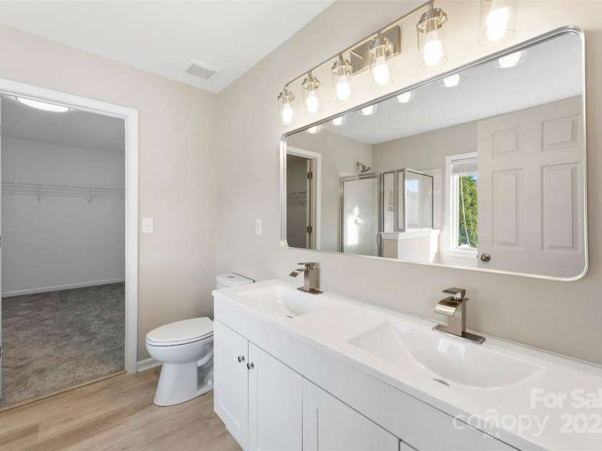 107 Ameena Chase Trail, Mooresville, NC 28117.  MLS# CAR4320329, YatesRealty ID 24396. 