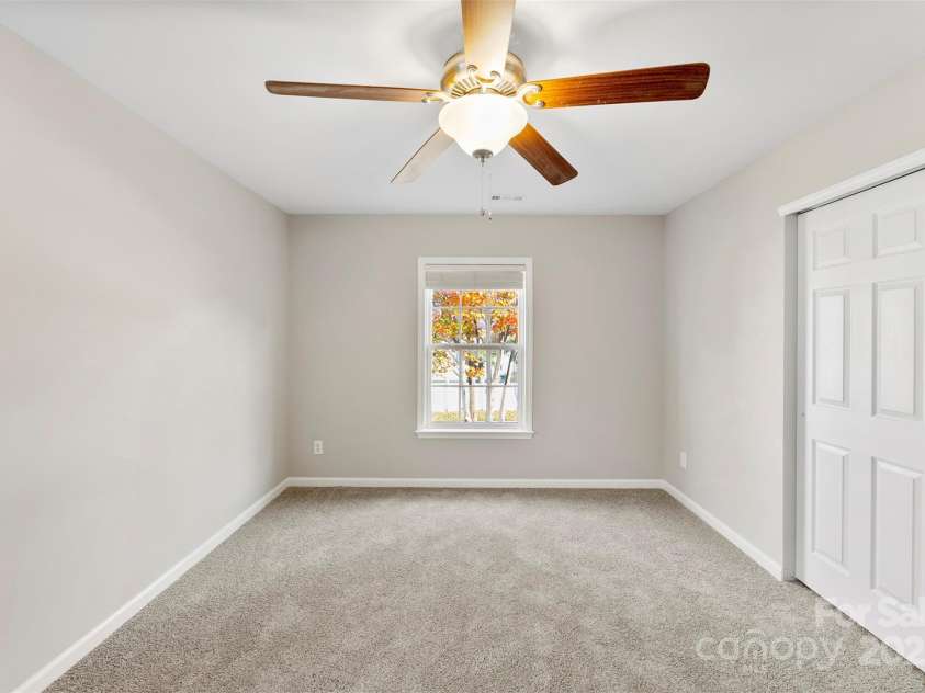 107 Ameena Chase Trail, Mooresville, NC 28117.  MLS# CAR4320329, YatesRealty ID 24396. 