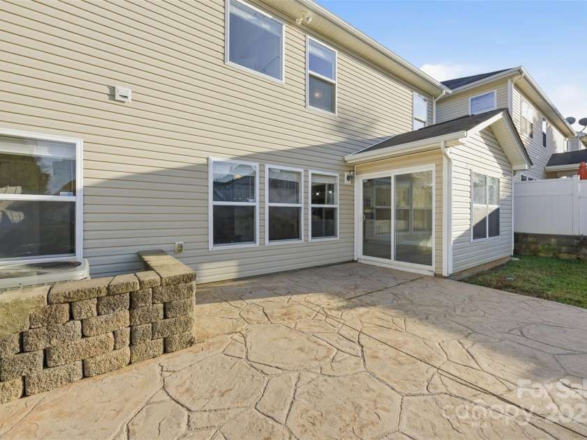 107 Ameena Chase Trail, Mooresville, NC 28117.  MLS# CAR4320329, YatesRealty ID 24396. 