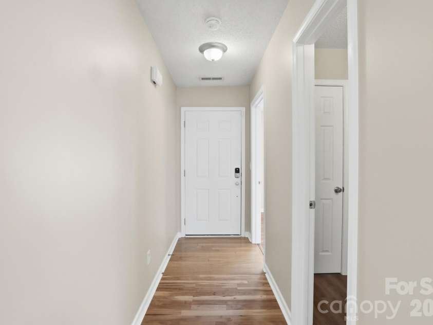 957 Anchor Way, Kannapolis, NC 28083.  MLS# CAR4378309, YatesRealty ID 24396. 