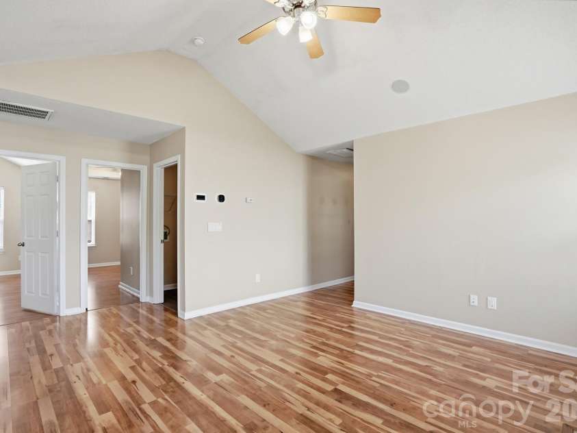957 Anchor Way, Kannapolis, NC 28083.  MLS# CAR4378309, YatesRealty ID 24396. 