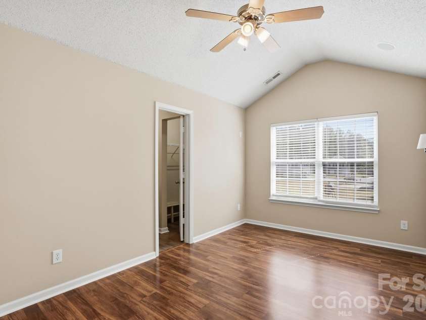 957 Anchor Way, Kannapolis, NC 28083.  MLS# CAR4378309, YatesRealty ID 24396. 