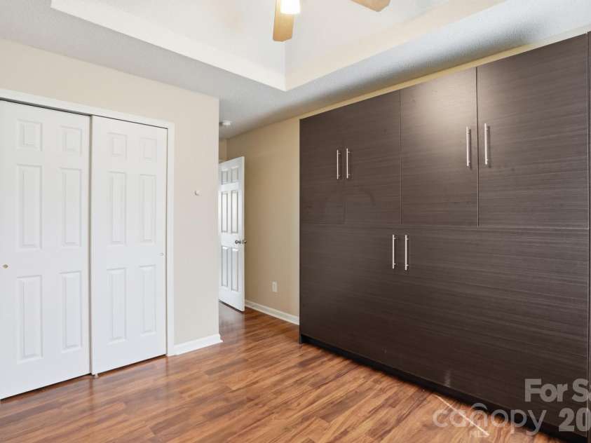 957 Anchor Way, Kannapolis, NC 28083.  MLS# CAR4378309, YatesRealty ID 24396. 