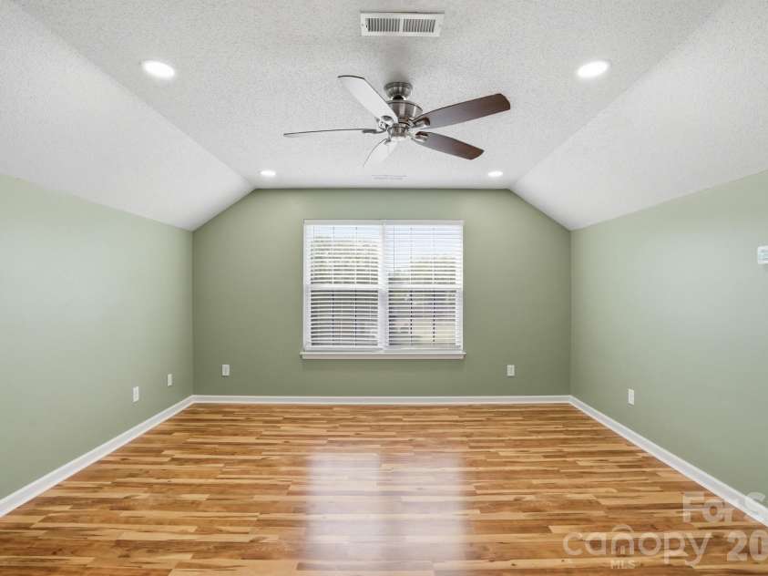 957 Anchor Way, Kannapolis, NC 28083.  MLS# CAR4378309, YatesRealty ID 24396. 
