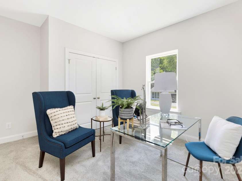 212 Queens Court, Gastonia, NC 28052.  MLS# CAR4264756, YatesRealty ID 24397. 