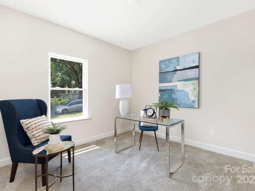 212 Queens Court, Gastonia, NC 28052.  MLS# CAR4264756, YatesRealty ID 24397. 