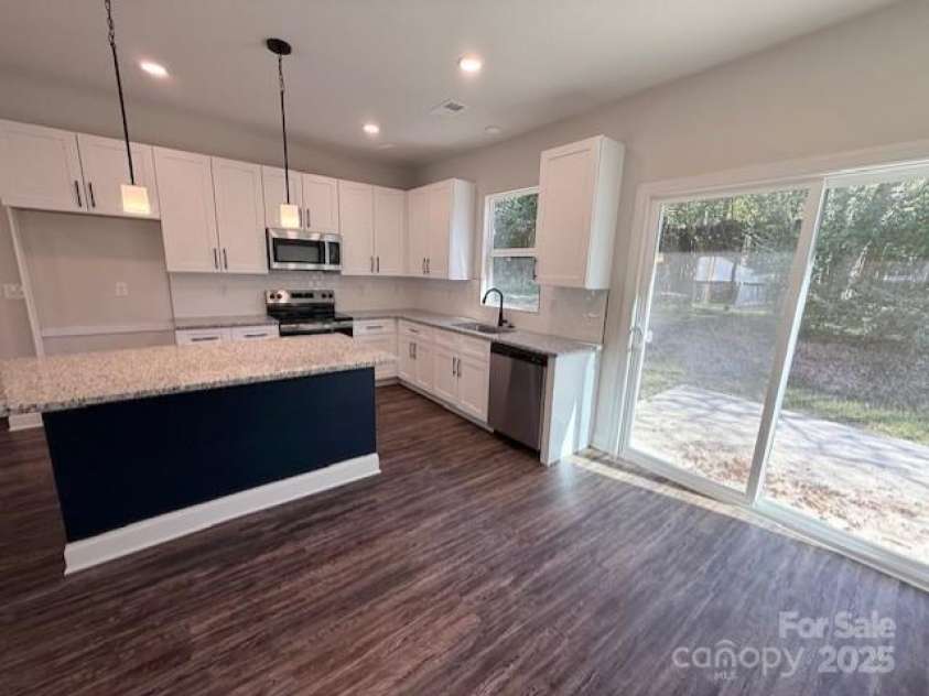 212 Queens Court, Gastonia, NC 28052.  MLS# CAR4319960, YatesRealty ID 24397. 