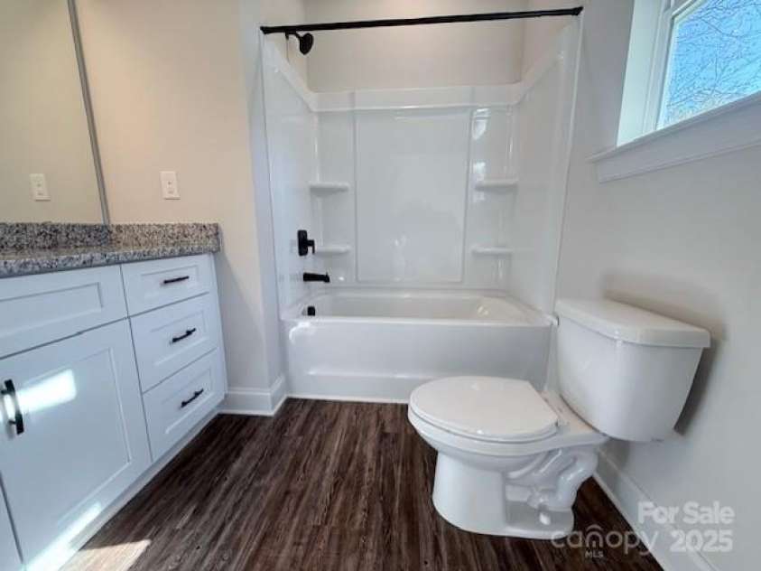 212 Queens Court, Gastonia, NC 28052.  MLS# CAR4319960, YatesRealty ID 24397. 