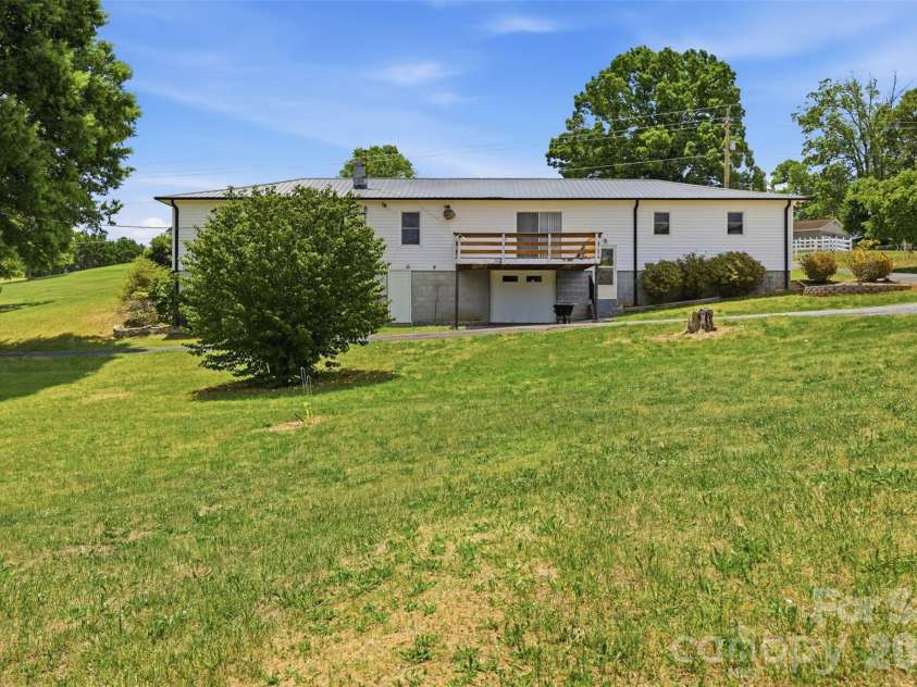 3600 Liledoun Road, Taylorsville, NC 28681.  MLS# CAR4375653, YatesRealty ID 24397. 