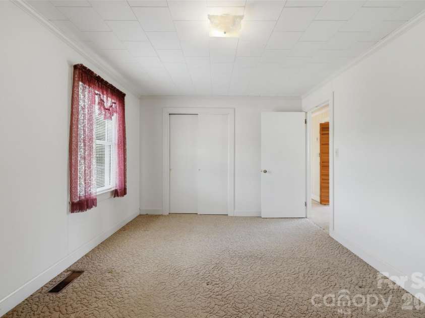 3600 Liledoun Road, Taylorsville, NC 28681.  MLS# CAR4375653, YatesRealty ID 24397. 