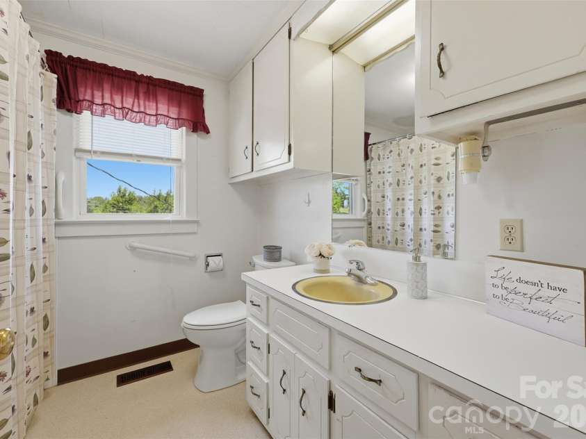 3600 Liledoun Road, Taylorsville, NC 28681.  MLS# CAR4375653, YatesRealty ID 24397. 