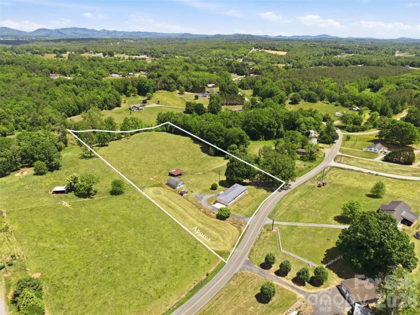 3600 Liledoun Road, Taylorsville, NC 28681.  MLS# CAR4375653, YatesRealty ID 24397. 
