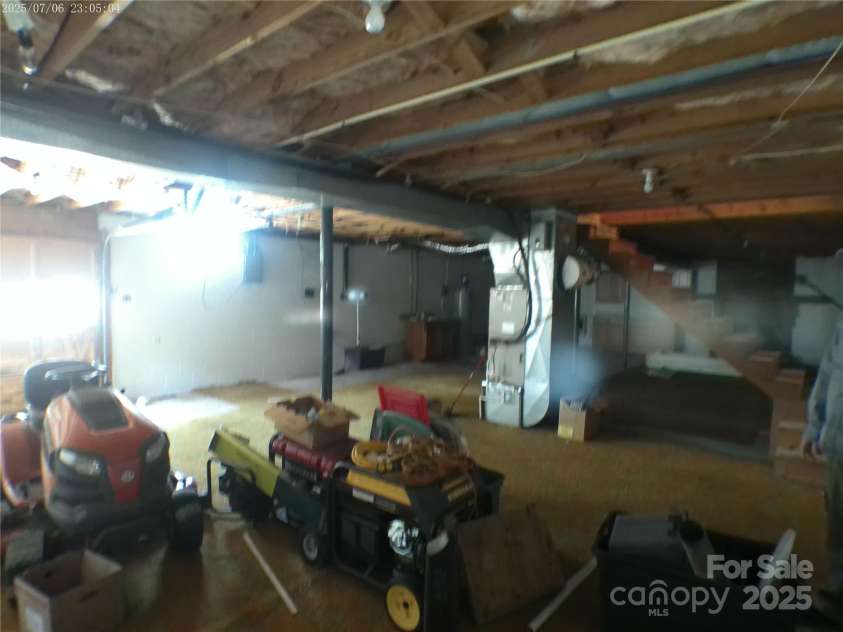 315 Terrace Place, Lincolnton, NC 28092.  MLS# CAR4272599, YatesRealty ID 24398. 